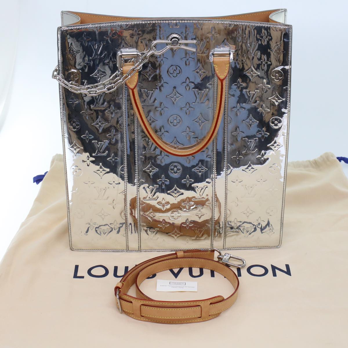 LOUIS VUITTON Sac plat Handbag
