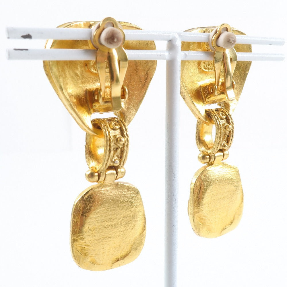 CHANEL Earring Plated Gold gold vintage Green stone Women Used