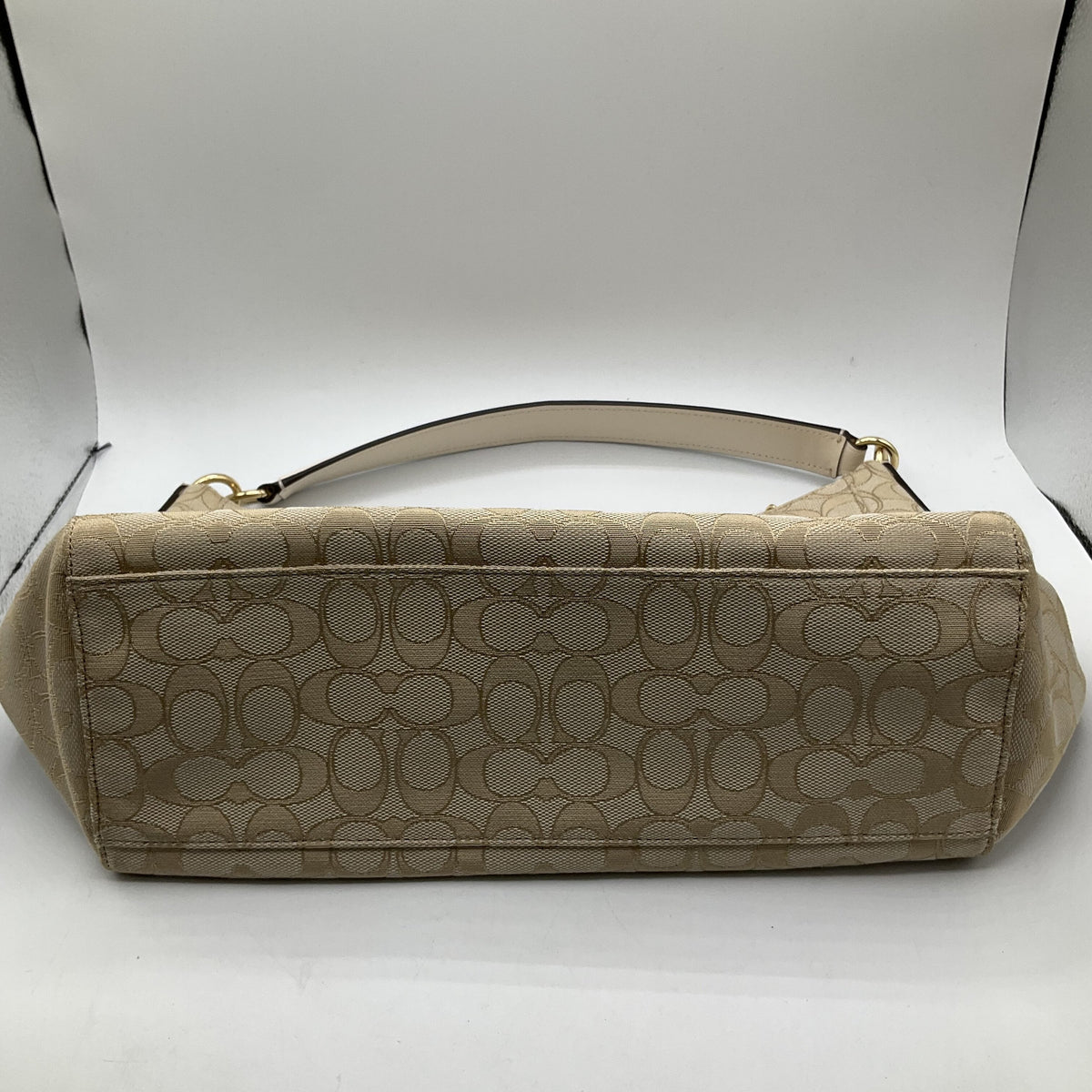 Handbag Designer By Coach  Size: Medium