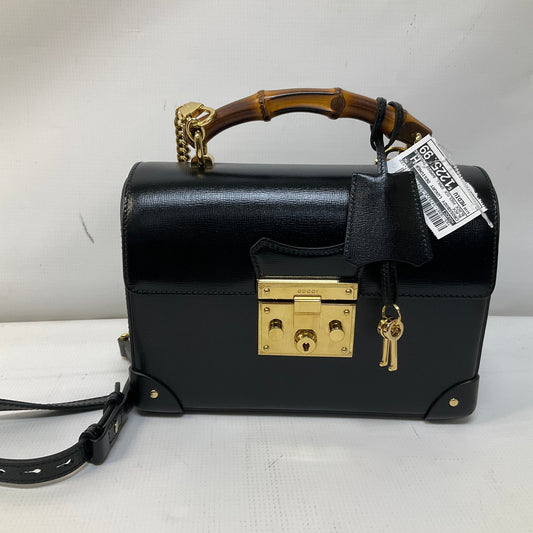 Crossbody Luxury Designer By Gucci, Size: Medium