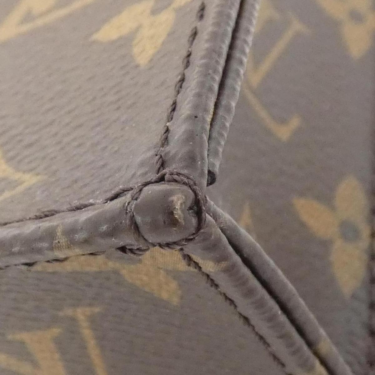 Louis Vuitton M69442 Monogram Pitt Sack M69442 Bag