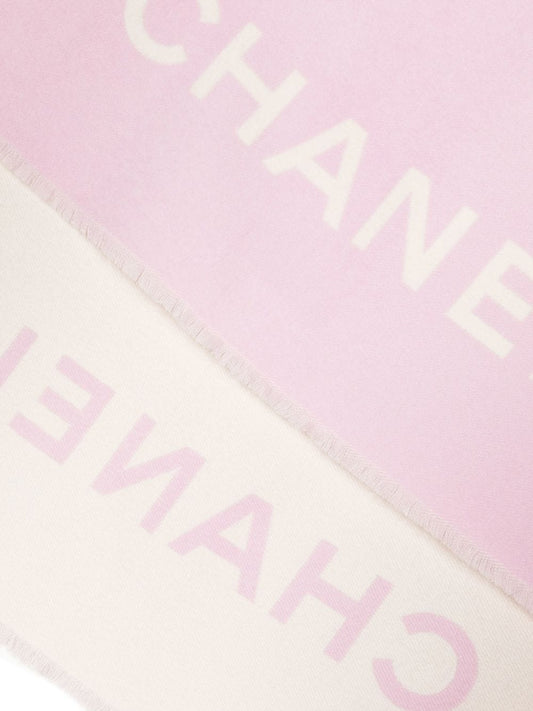 Cashmere Knit Logo Scarf