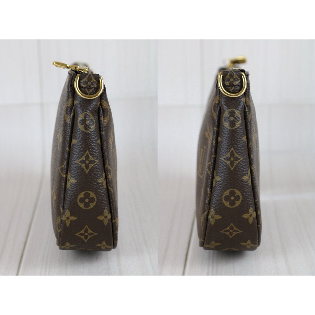 Very Good ( Rank A)｜ LV Monogram Multiti Pochette Accessoire｜S24120301