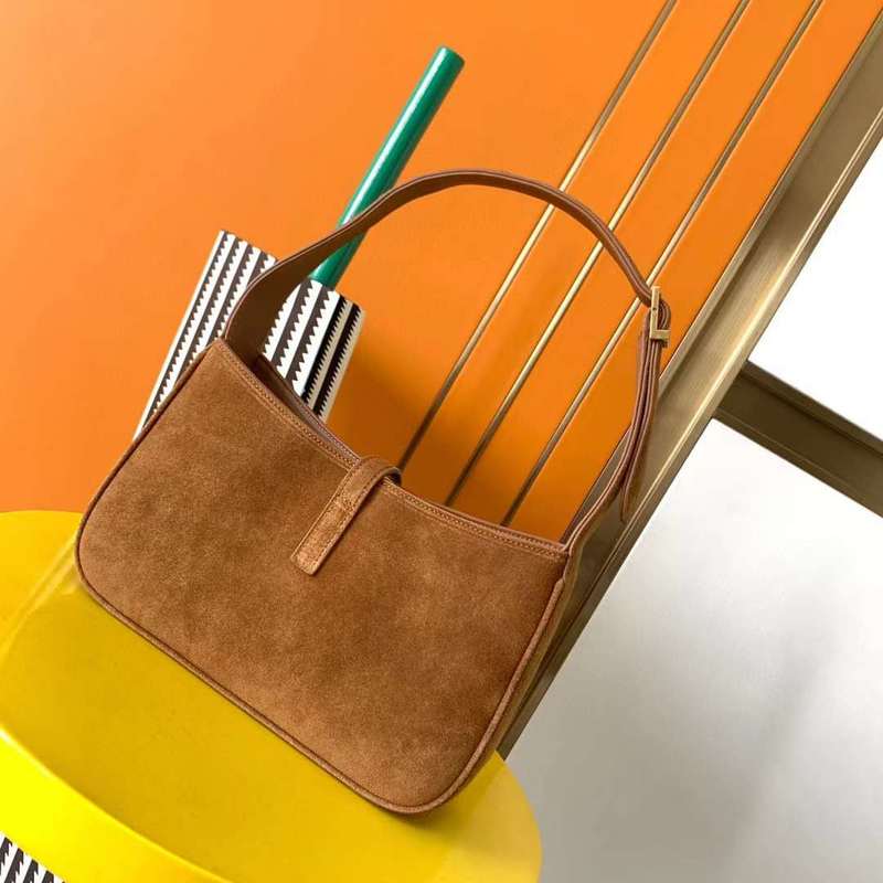 Yves Saint Laurent - Bags - The Wells Bags  484