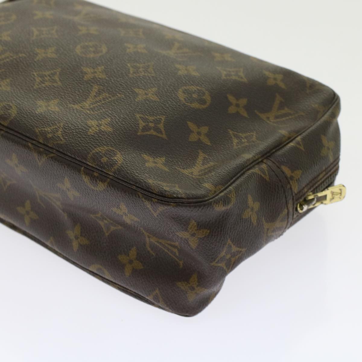LOUIS VUITTON Trousse de Toilette Clutch Bag