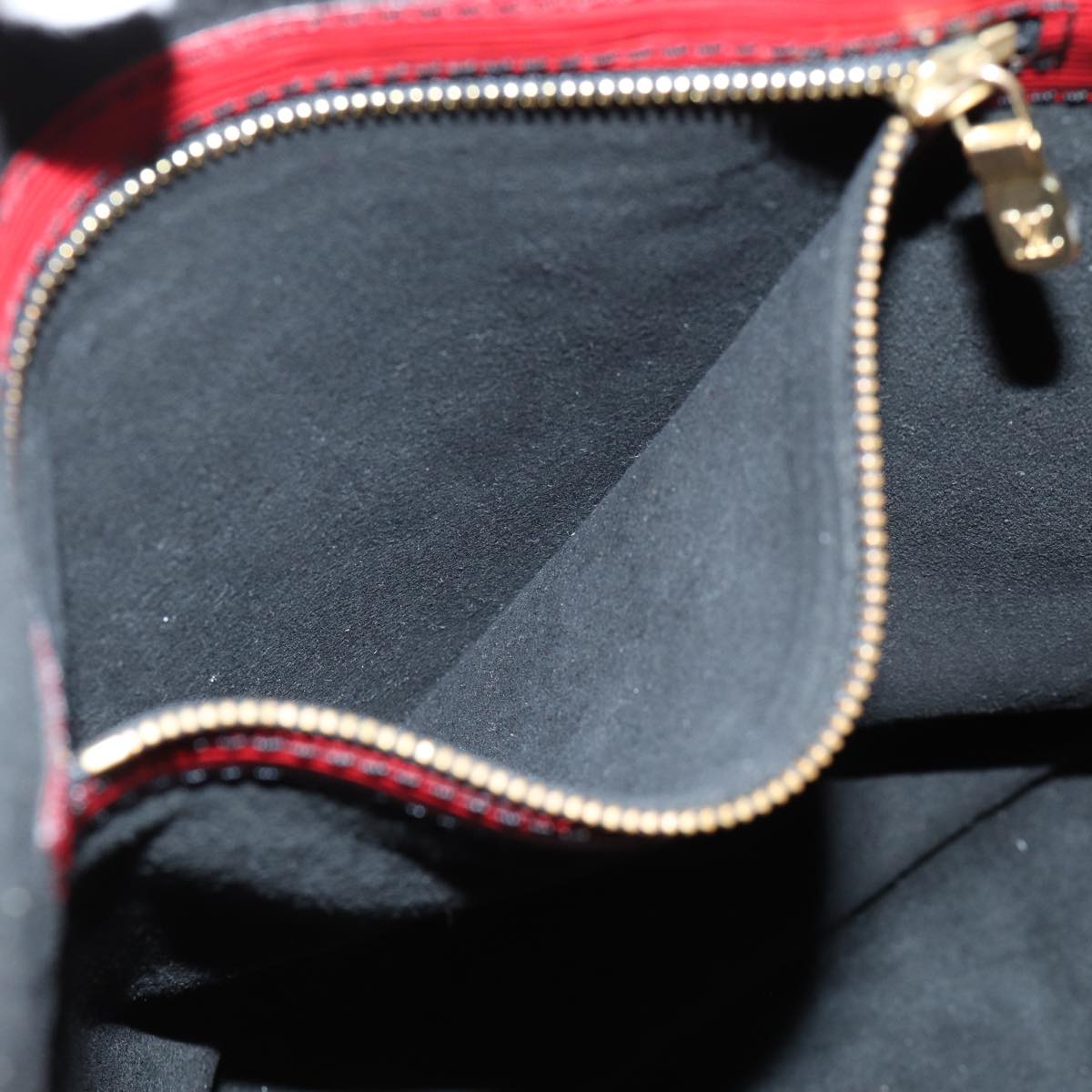 LOUIS VUITTON Noe Shoulder Bag