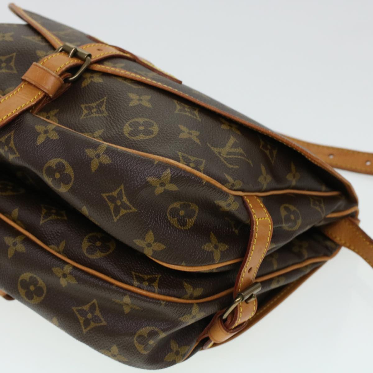 LOUIS VUITTON Saumur Shoulder Bag