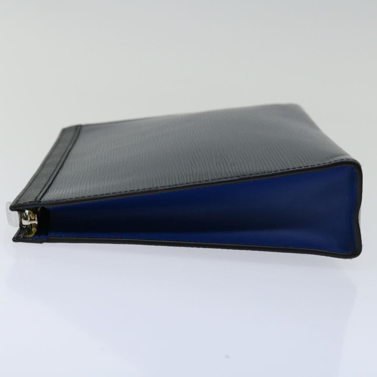 LOUIS VUITTON Pochette voyage Clutch Bag
