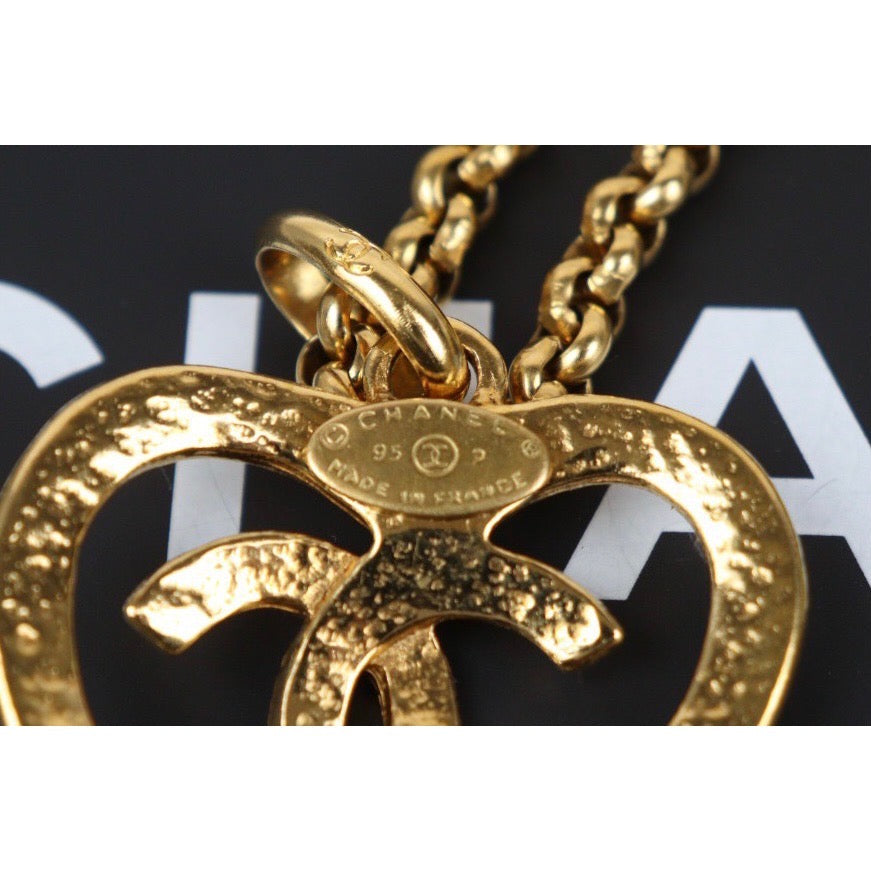 Rank A ｜ CHANEL Coco Mark 24K Gold Plated Necklace｜24030736