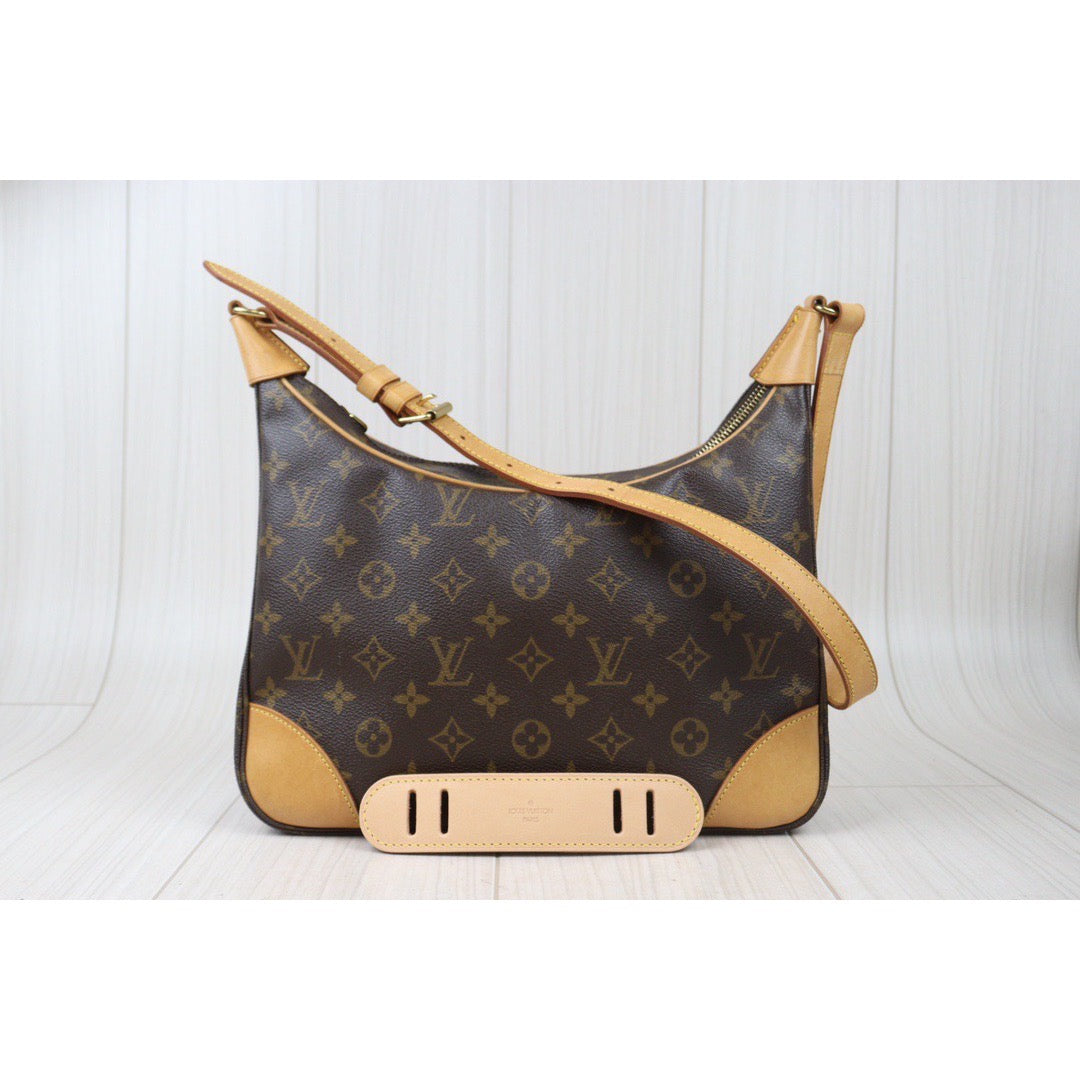 Good ( Rank AB)｜LV Monogram Boulogne 30 Shoulder Bag ｜V24071803