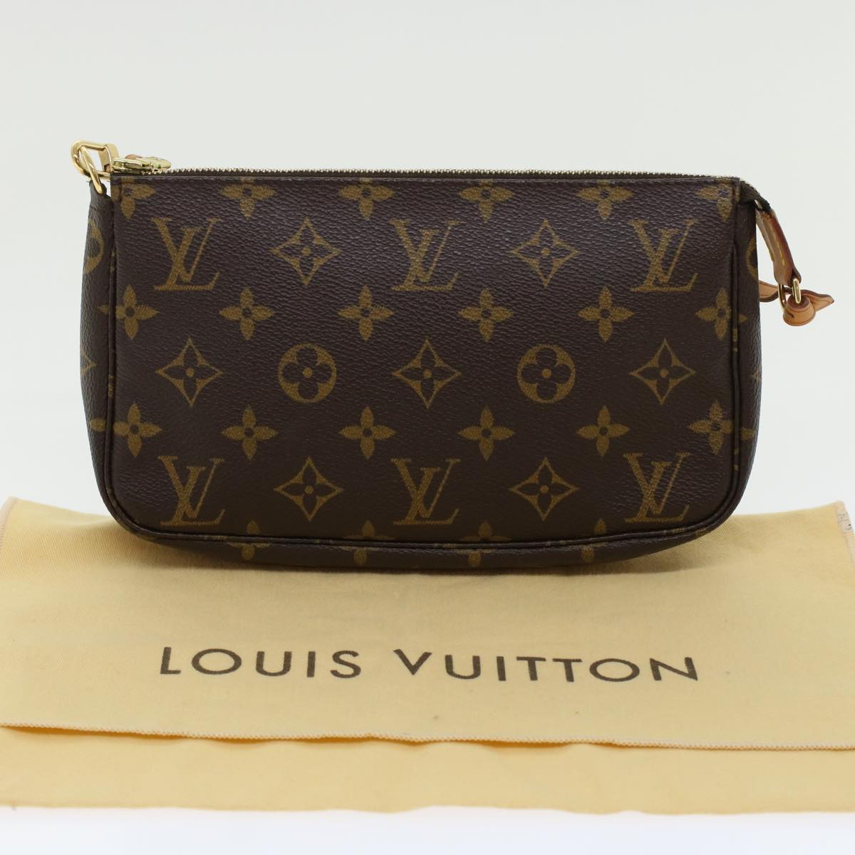 LOUIS VUITTON Pochette Accessoire Handbag