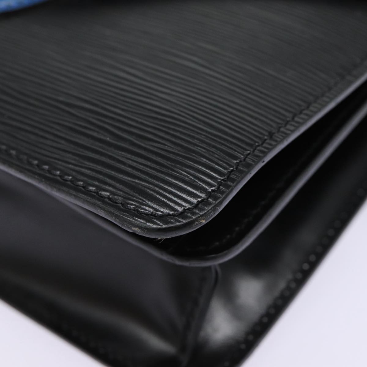 LOUIS VUITTON Osh Shoulder Bag