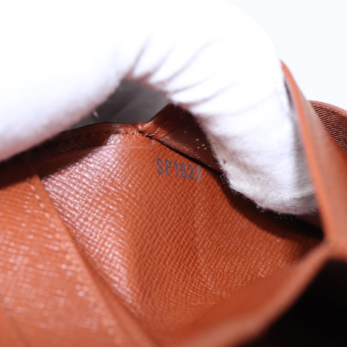 LOUIS VUITTON Porte billet Wallet