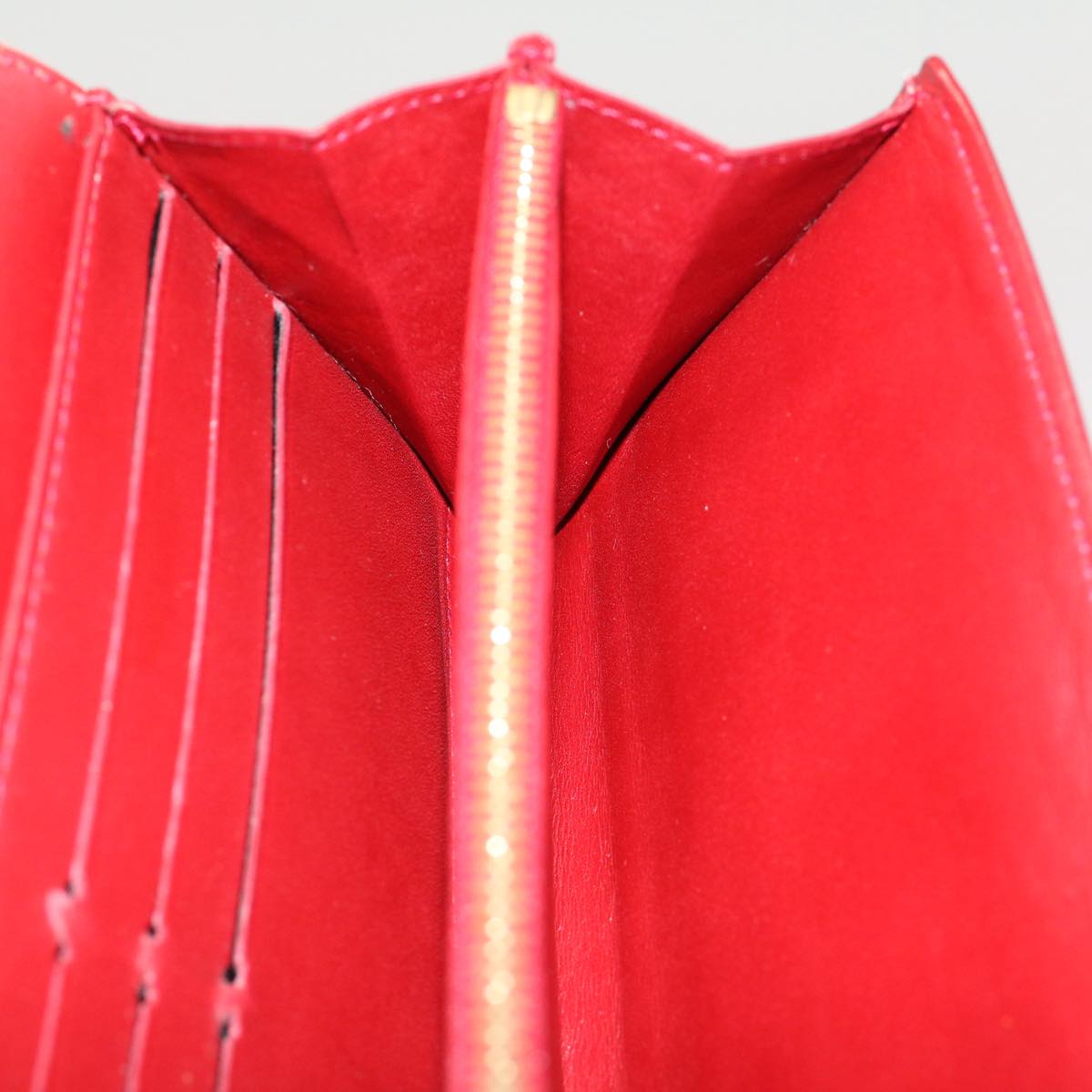 LOUIS VUITTON Sarah Wallet