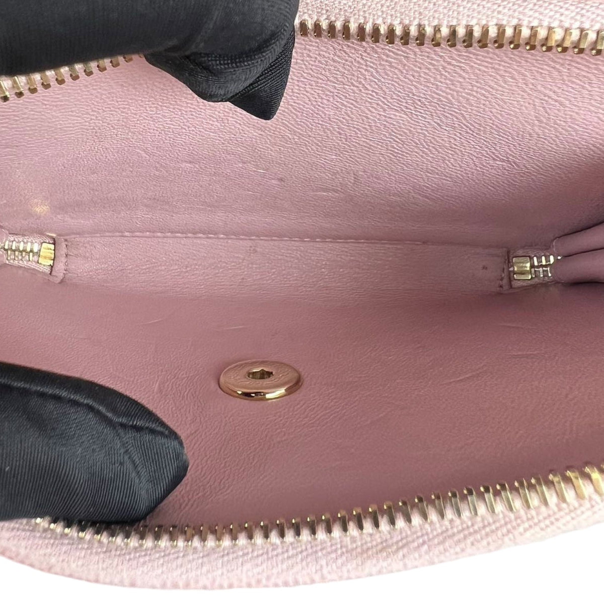 Medium Business Affinity Flap Caviar Pink LGHW