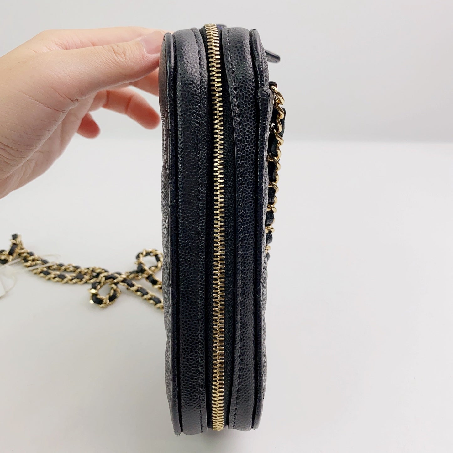 Rank AB ｜ CHANEL Caviar Skin Mobile Holder Shoulder Bag Black｜2302224