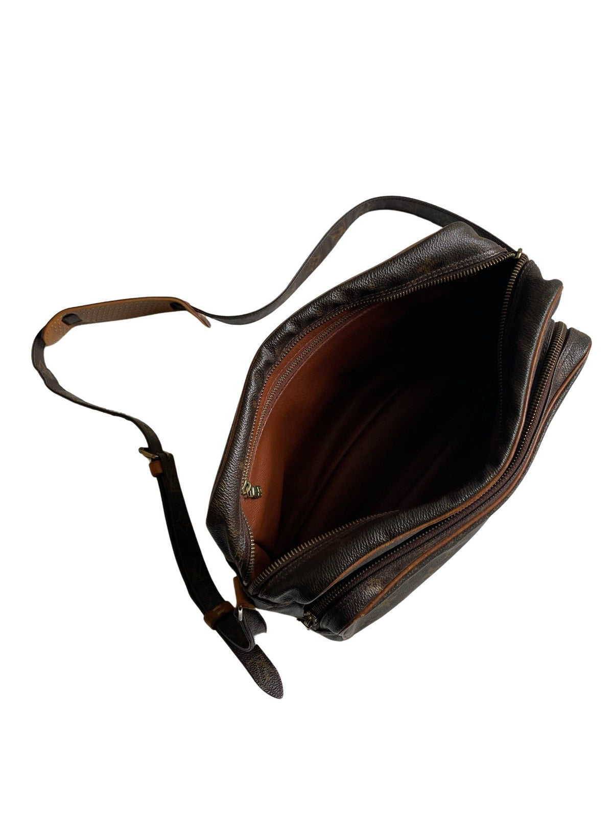 Louis Vuitton Nil MM Monogram