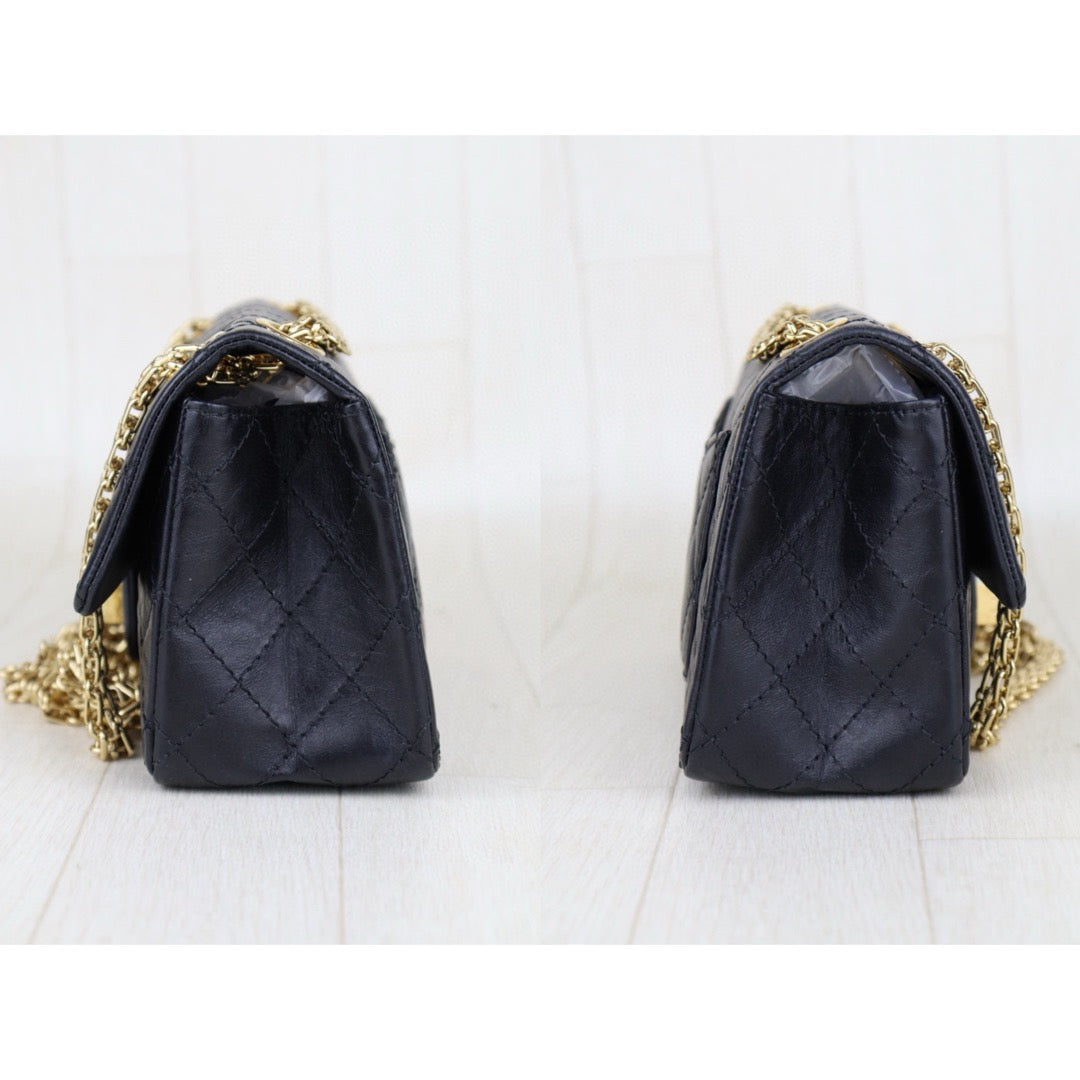Very Good ( Rank A)｜ CHANEL 2.55 Matelasse Mini 20 Black Chain Shoulder Bag Gold Hardware Made in 2019-2020 Year｜S25030201