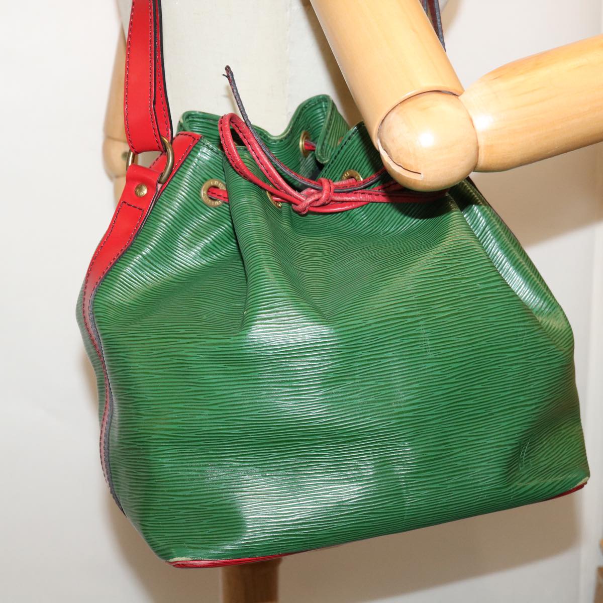 LOUIS VUITTON Petit Noe Shoulder Bag