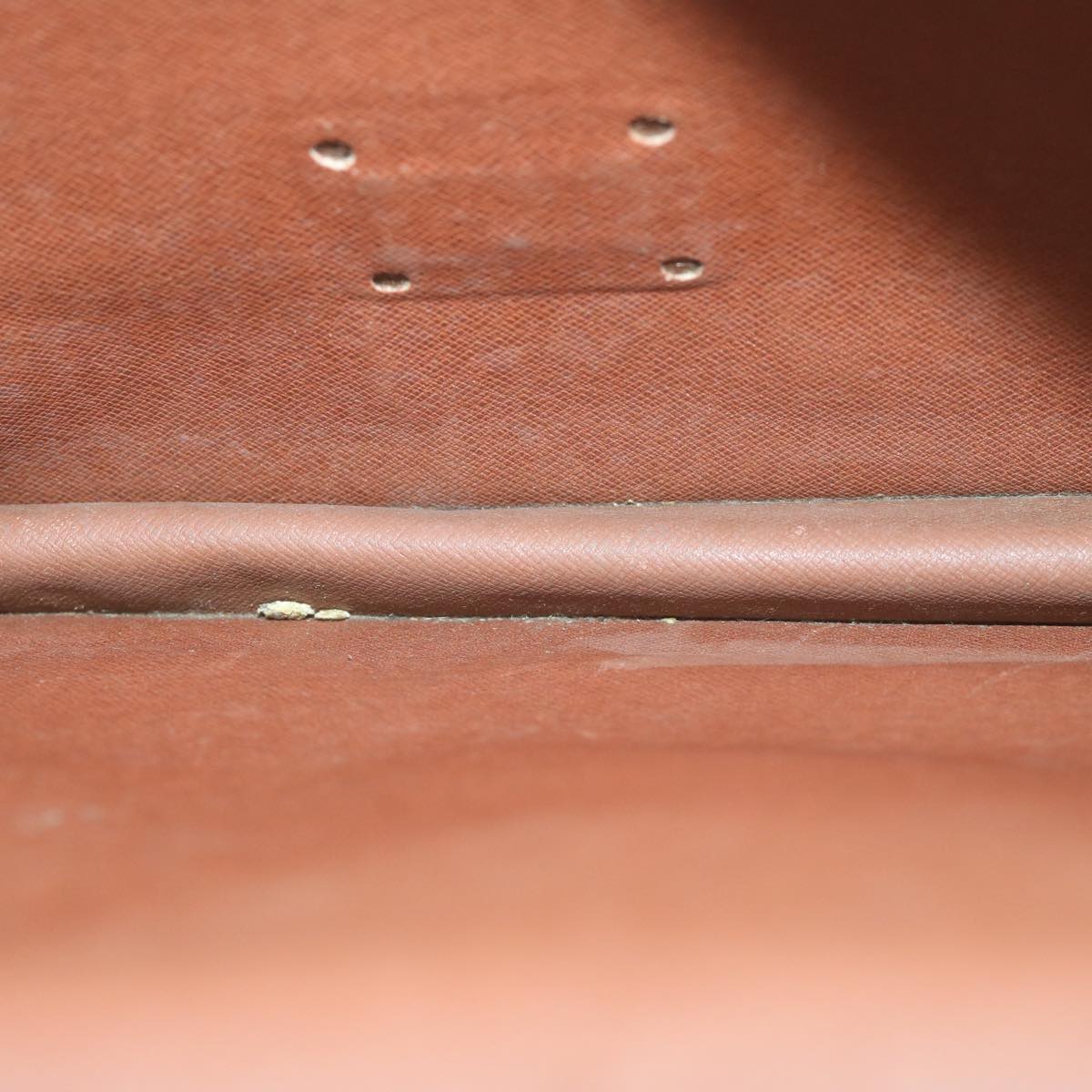 LOUIS VUITTON Porte document senateur Briefcases & Attaches