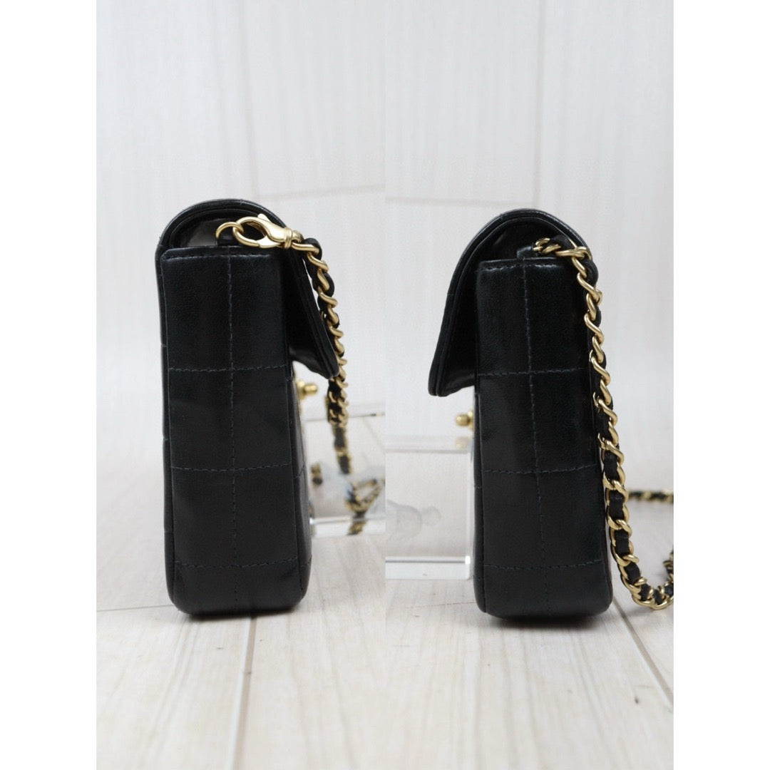 Good ( Rank AB)｜CHANEL Lambskin Baguette Black Chain Shoulder Bag  Made In 2000～2002Year｜25022016