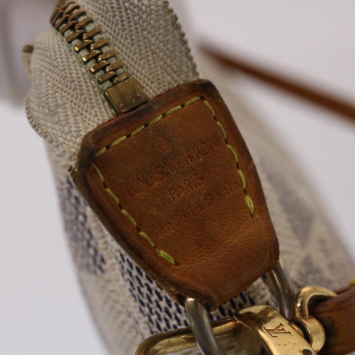 LOUIS VUITTON Pochette accessoires Clutch Bag