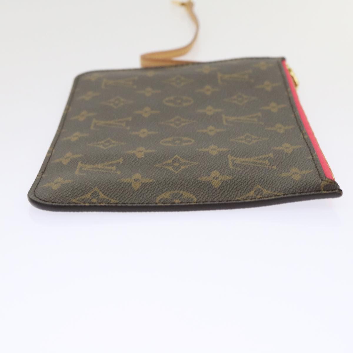 LOUIS VUITTON Neverfull MM Tote