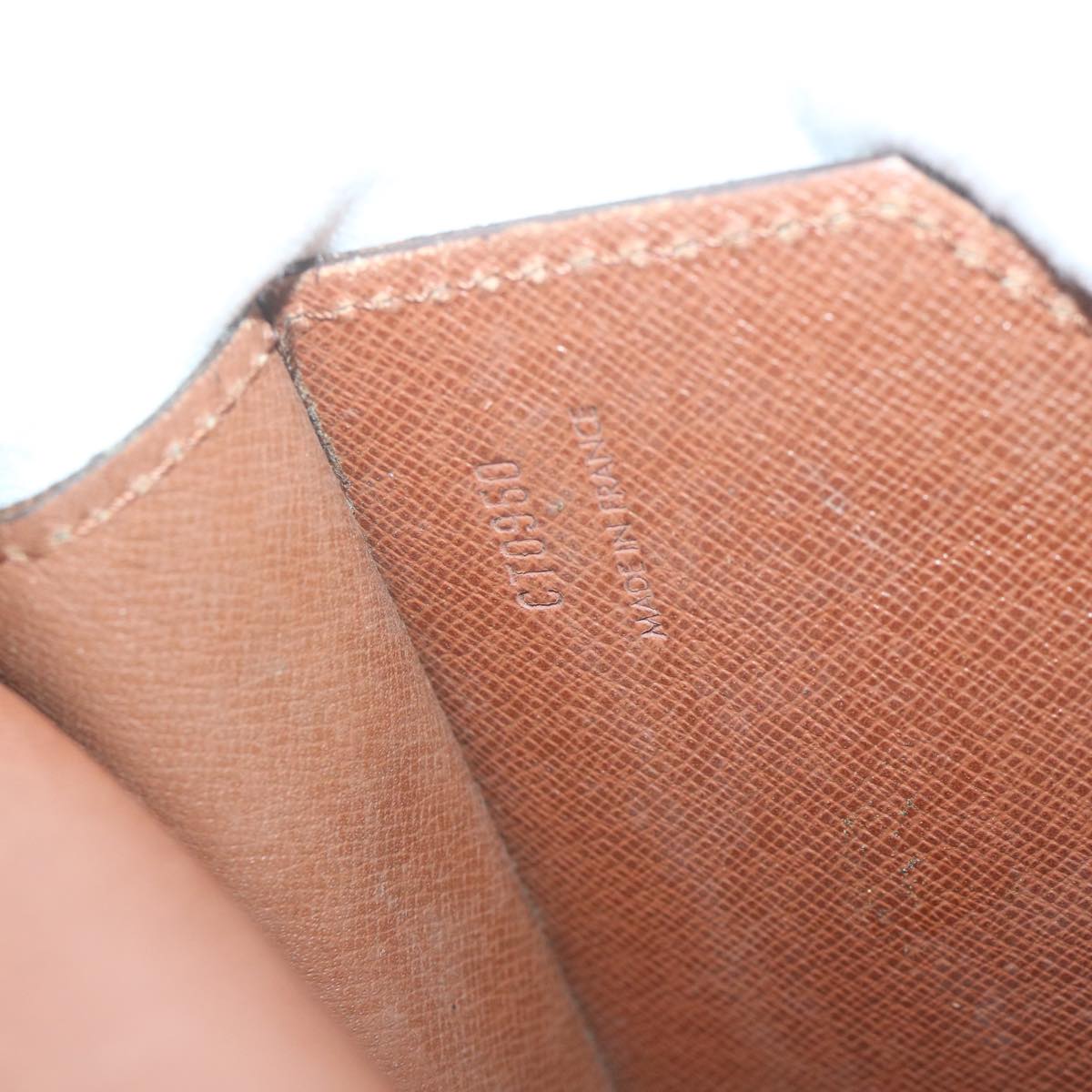 LOUIS VUITTON Porte document senateur Briefcases & Attaches