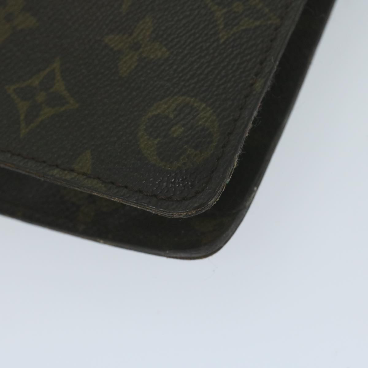 LOUIS VUITTON Porte document senateur Briefcases & Attaches