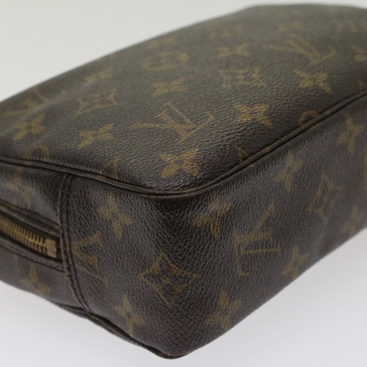 LOUIS VUITTON Trousse de Toilette Clutch Bag