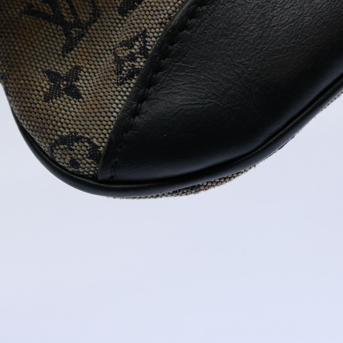 LOUIS VUITTON Sophie Clutch Bag