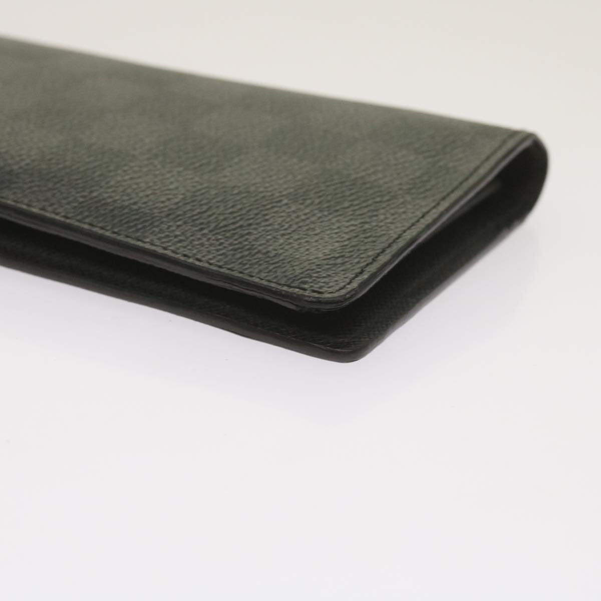 LOUIS VUITTON Portefeuille Brazza Wallet