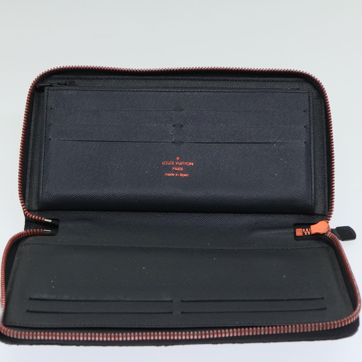 LOUIS VUITTON Zippy organizer Wallet