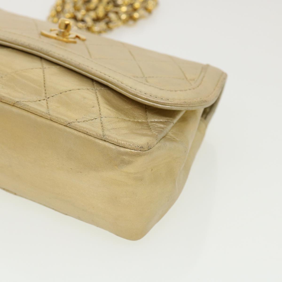 CHANEL Shoulder Bag