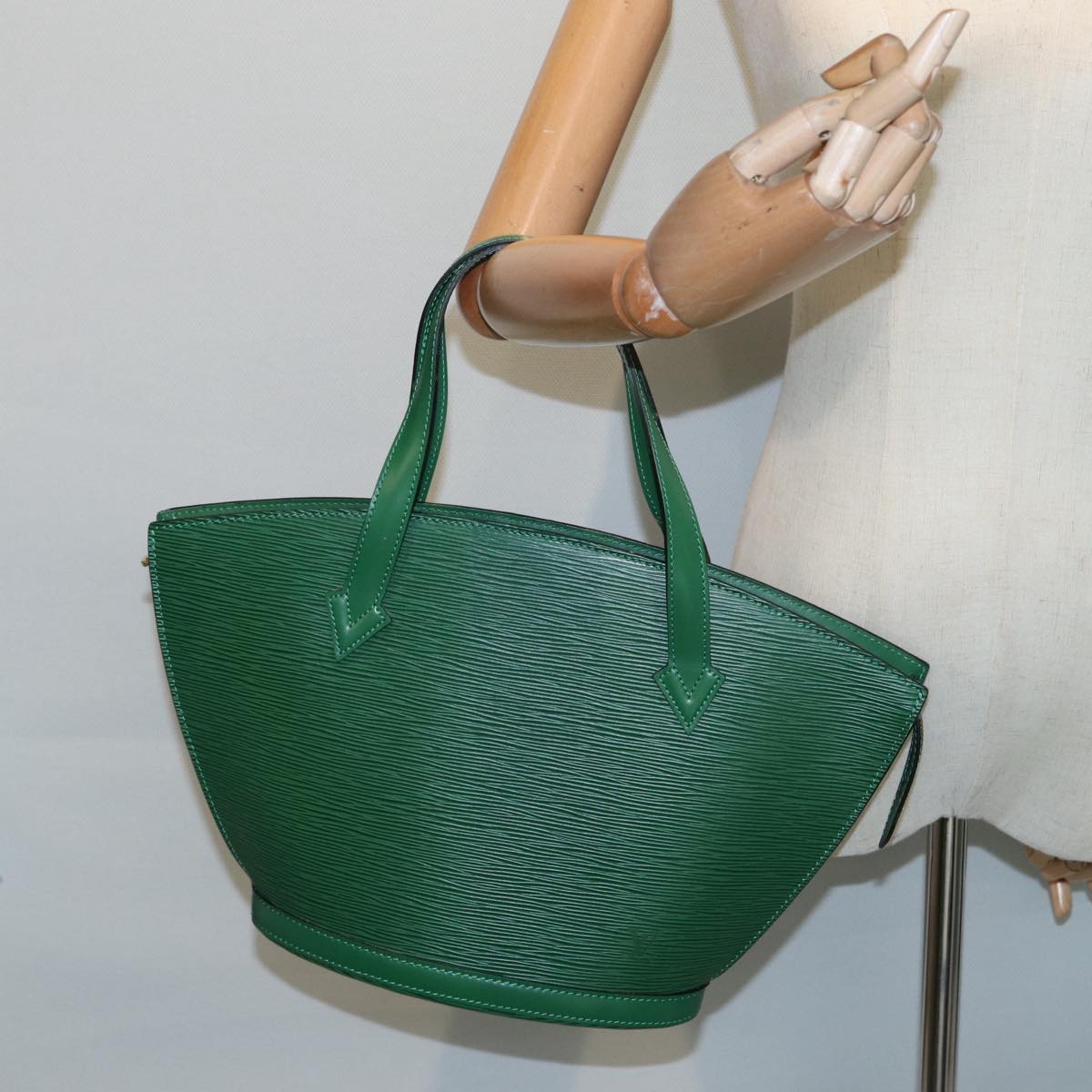 LOUIS VUITTON Saint Jacques Handbag
