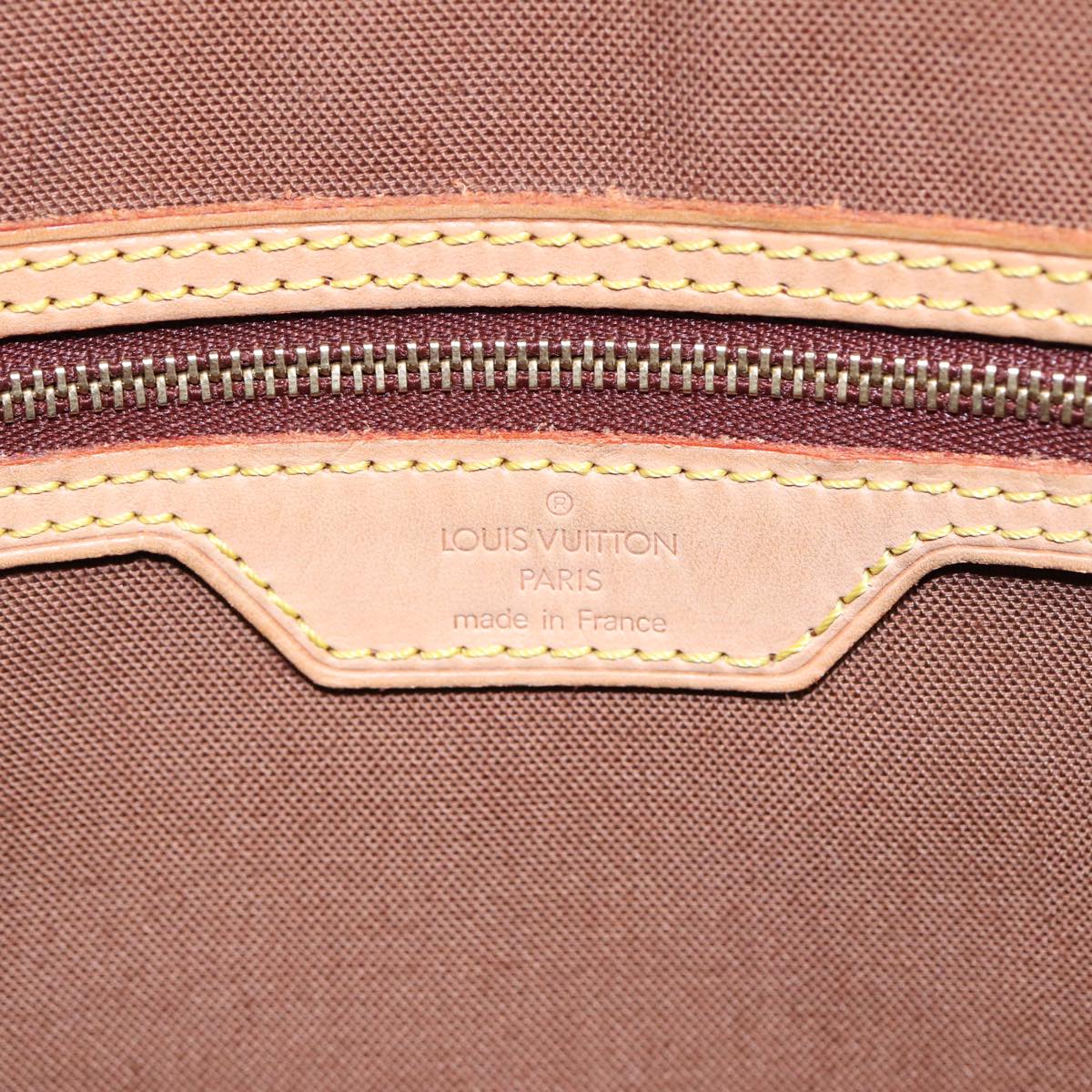 LOUIS VUITTON Porte Documents Briefcases & Attaches
