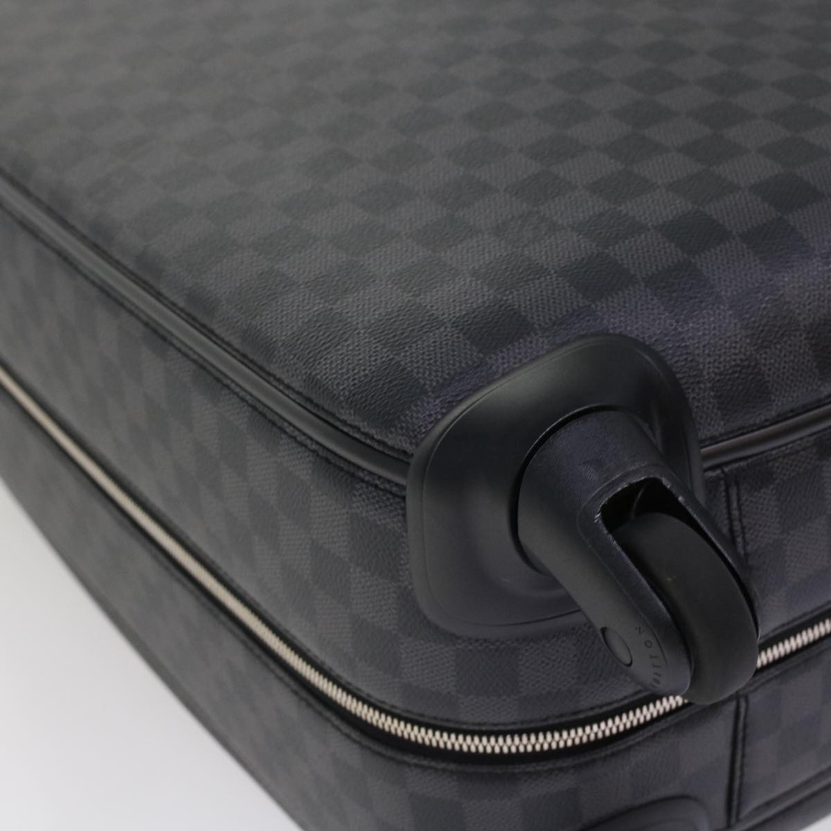 LOUIS VUITTON Zephyr Travel