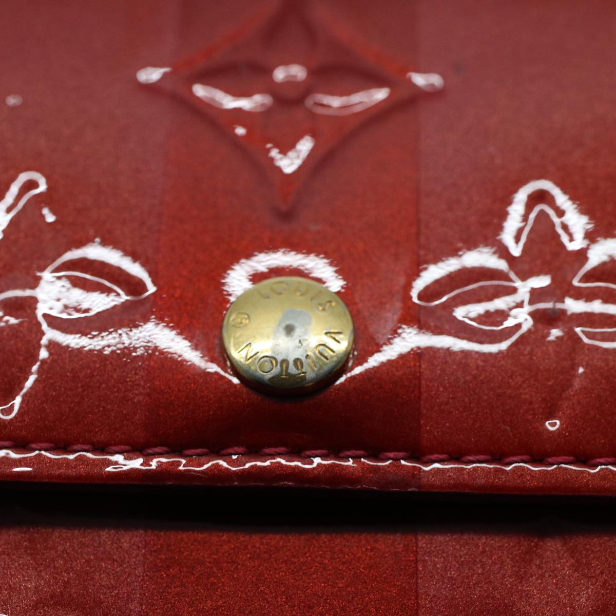 LOUIS VUITTON Sarah Wallet