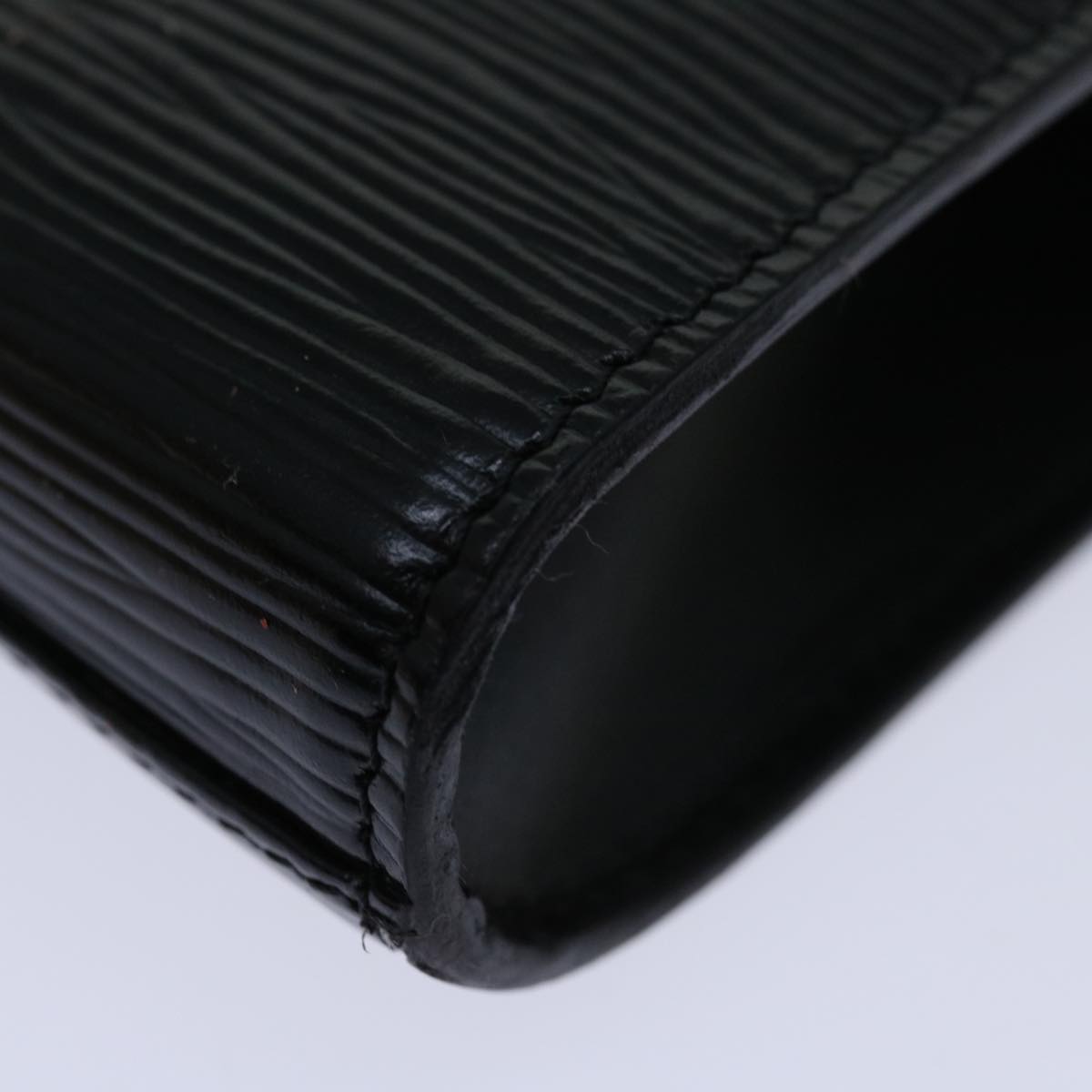 LOUIS VUITTON Pochette Accessoire Clutch Bag