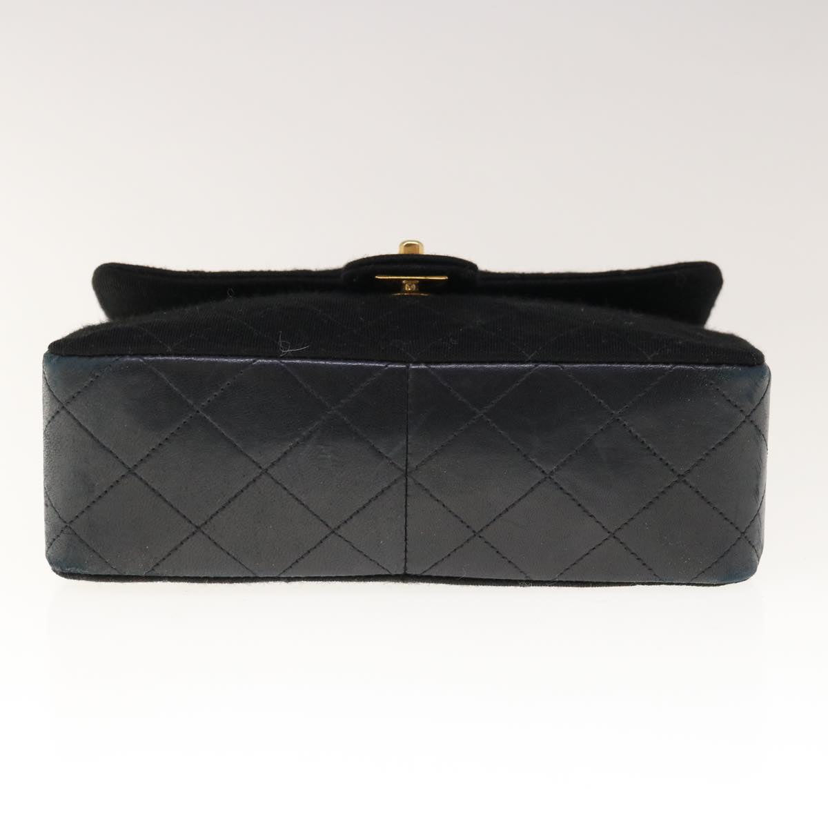 CHANEL Matelasse Shoulder Bag