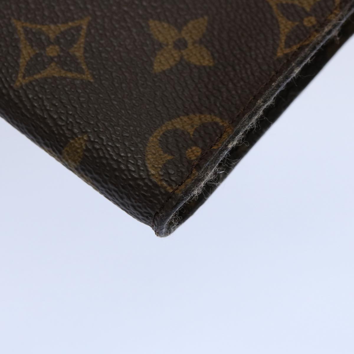 LOUIS VUITTON Poche Toilette 15 Clutch Bag