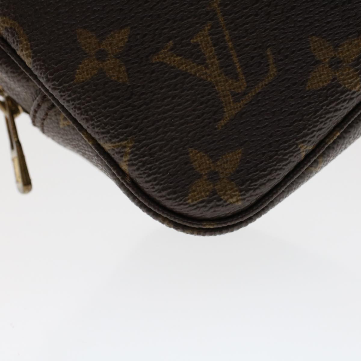 LOUIS VUITTON Truth Toilette 23 Clutch Bag