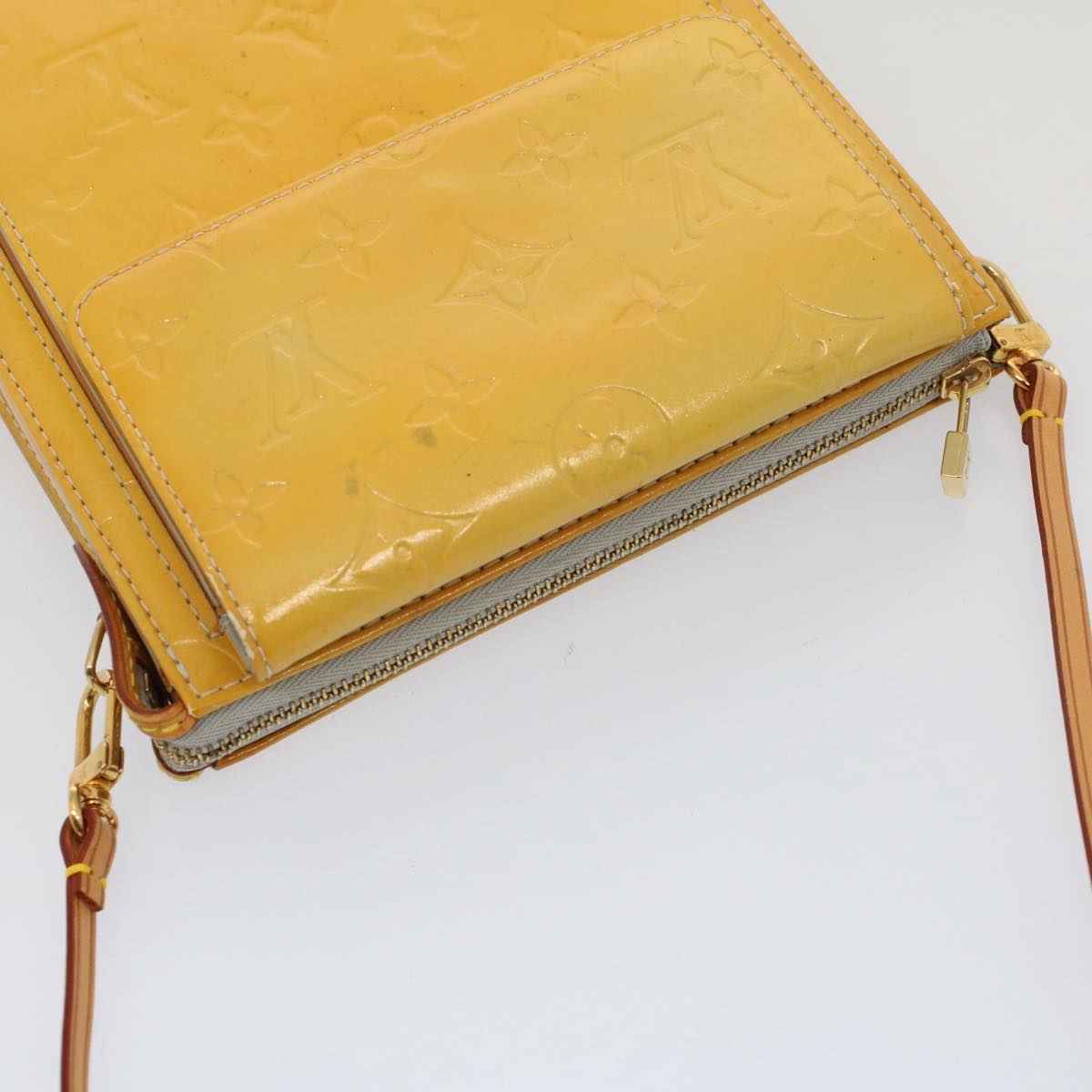 LOUIS VUITTON Mott Handbag