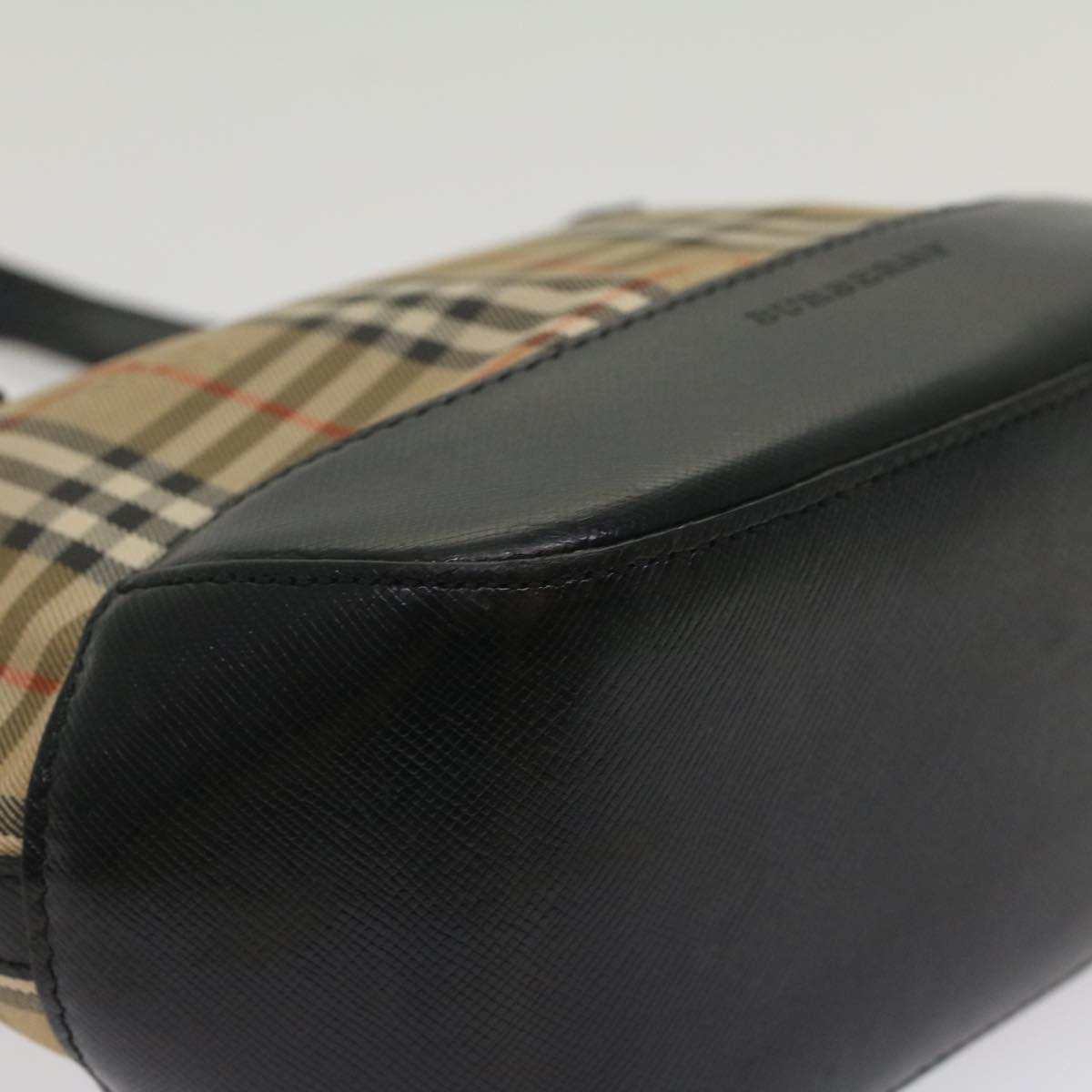 BURBERRY Nova Check Shoulder Bag