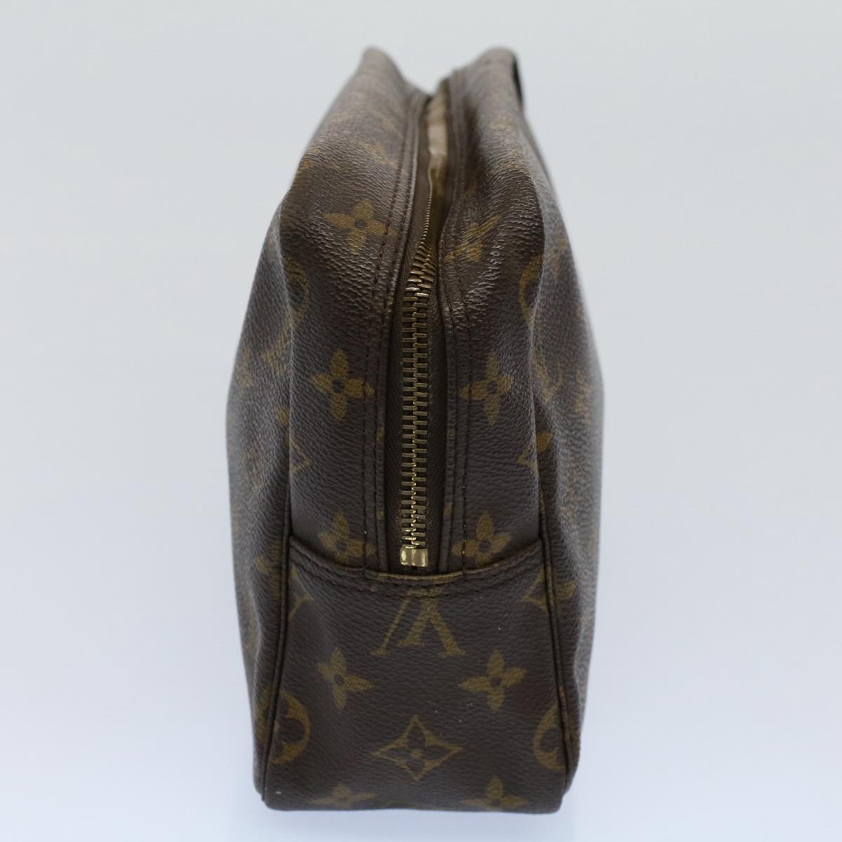 LOUIS VUITTON Trousse de Toilette Clutch Bag