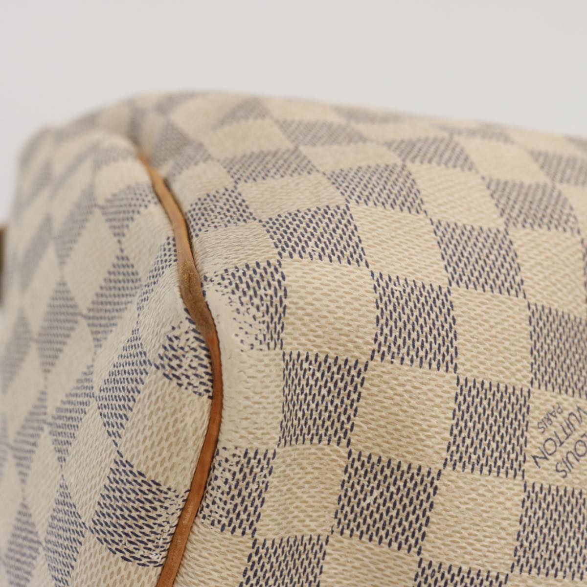 LOUIS VUITTON Speedy 30 Handbag