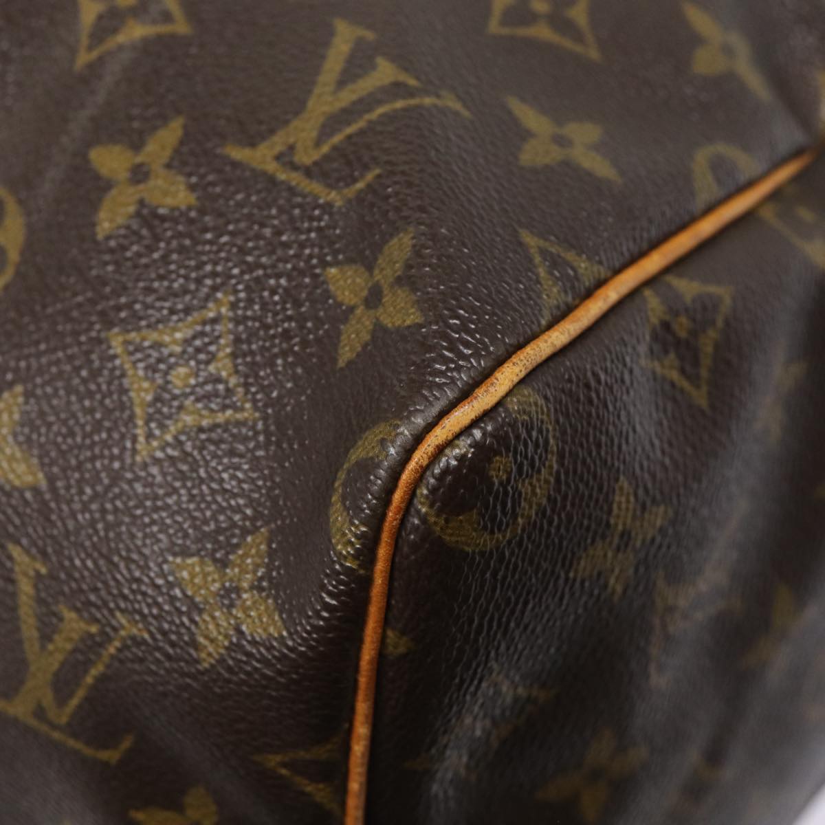 LOUIS VUITTON Speedy 30 Handbag