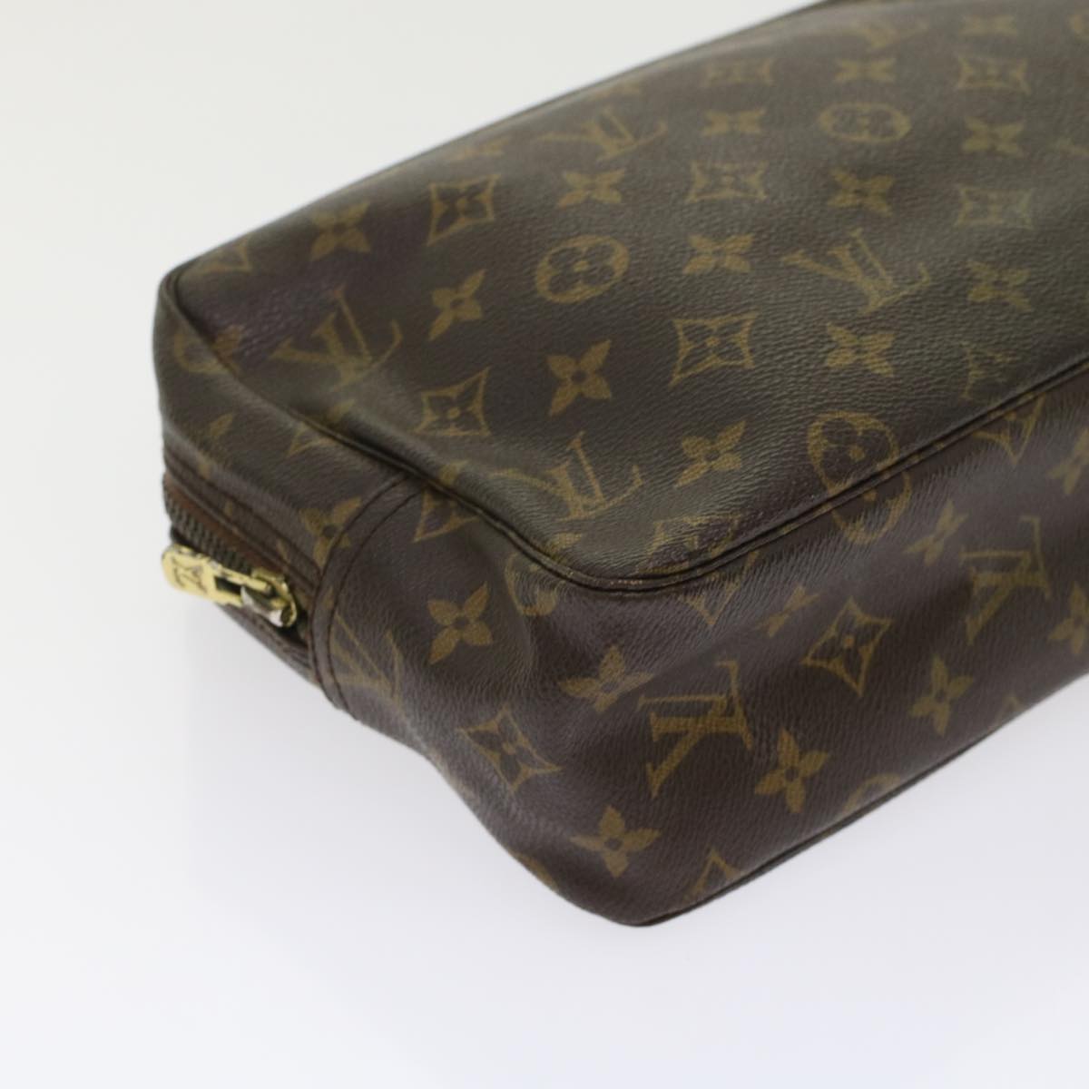LOUIS VUITTON Trousse de Toilette Clutch Bag