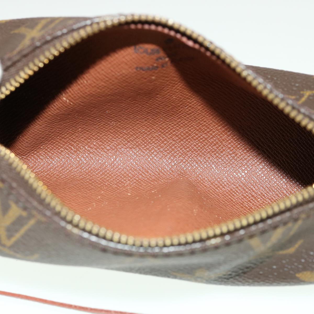 Louis Vuitton Papillon 30 Handbag