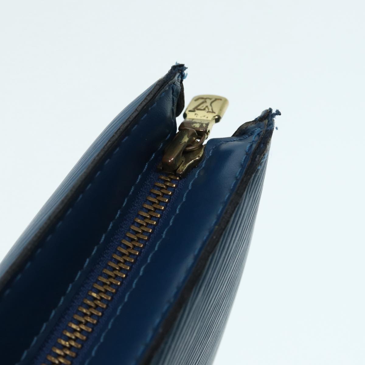 LOUIS VUITTON Saint Jacques Handbag